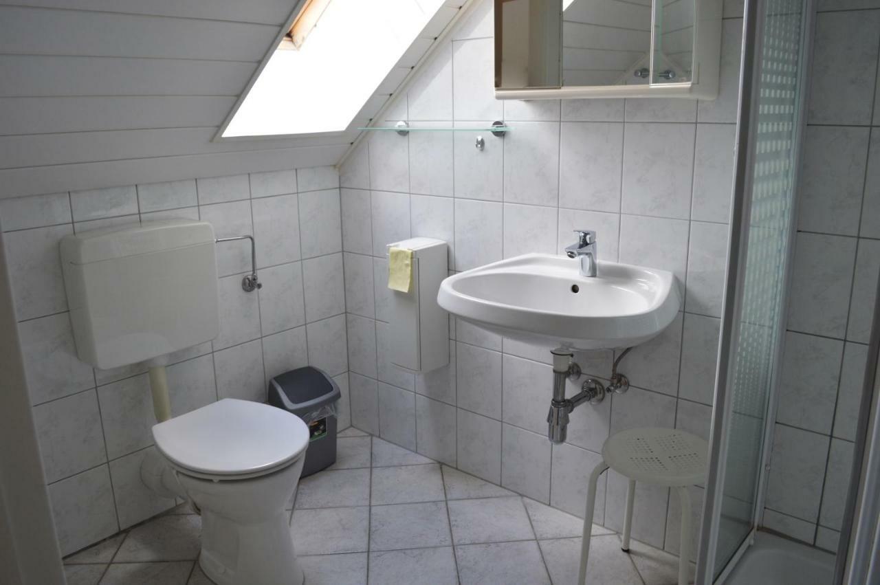 Fruehstueckspension Sterr Strebersdorf Bagian luar foto